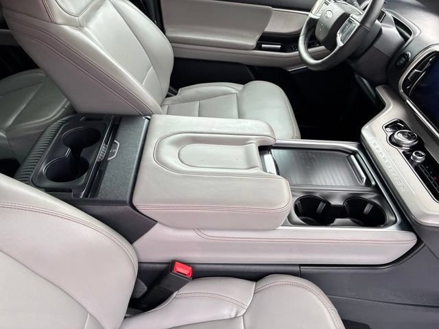 Certified 2025 Ford Expedition Active AWD/4WD image 50