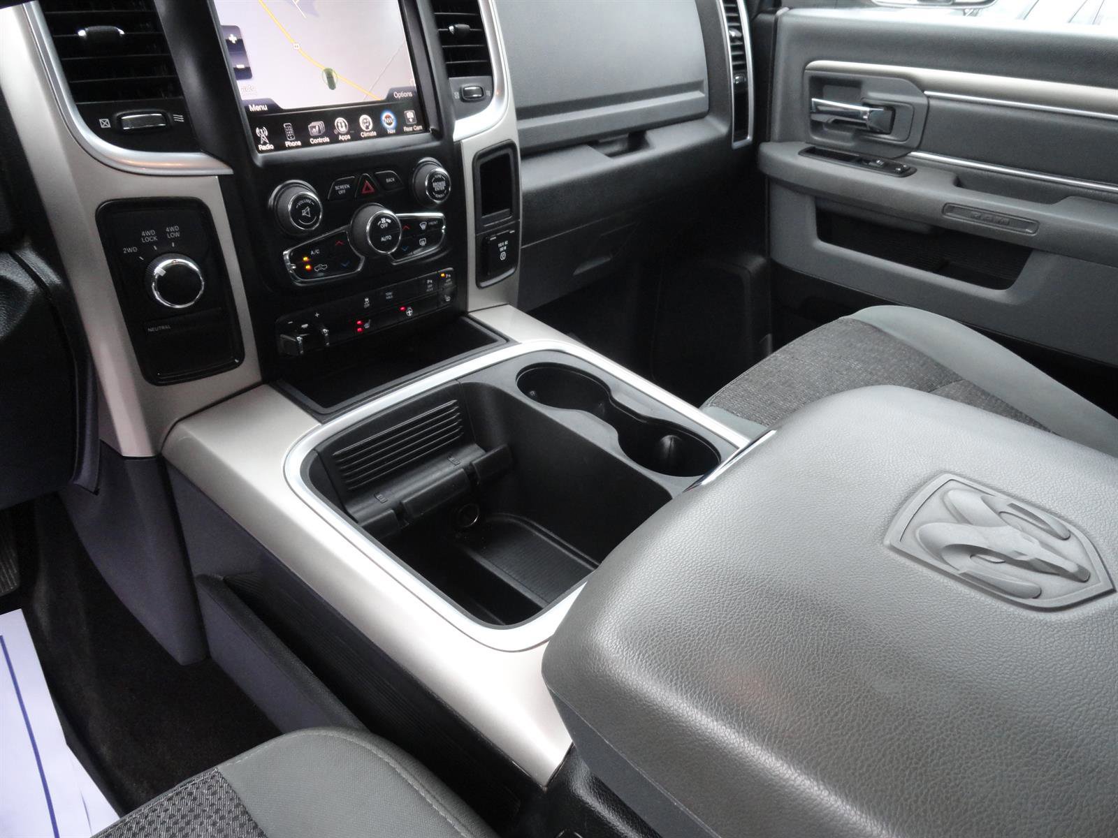 Used 2017 RAM 3500 Big Horn w/ Sport Appearance Group image 18