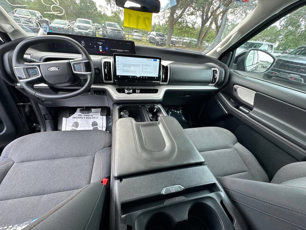 Certified 2025 Ford Expedition Max Active AWD/4WD image 11