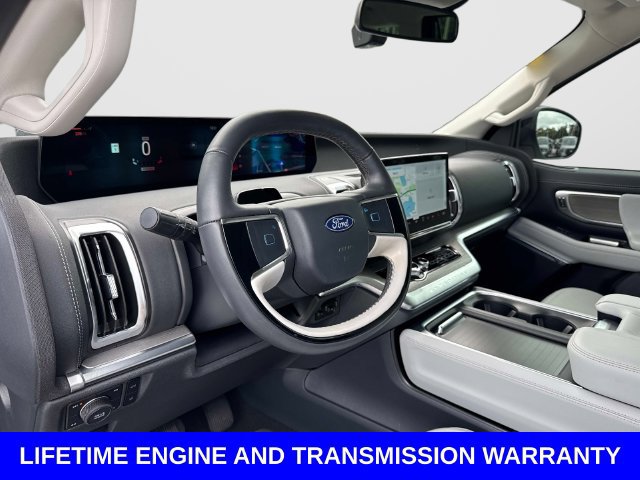 Certified 2025 Ford Expedition Platinum w/ Driver's Package AWD/4WD image 37