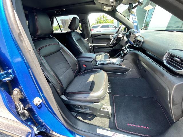 Certified 2022 Ford Explorer ST-Line w/ Class IV Trailer Tow Package image 17