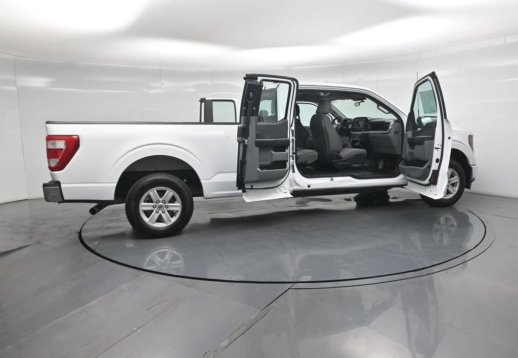 Certified 2023 Ford F150 XL w/ Trailer Tow Package RWD image 3