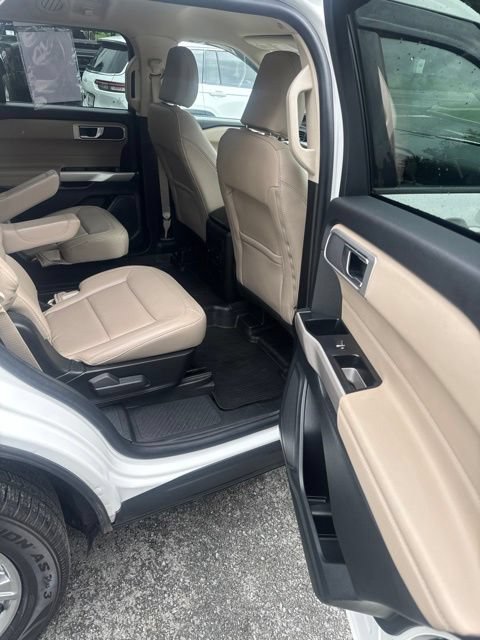 Certified 2023 Ford Explorer XLT w/ Equipment Group 202A AWD/4WD image 22