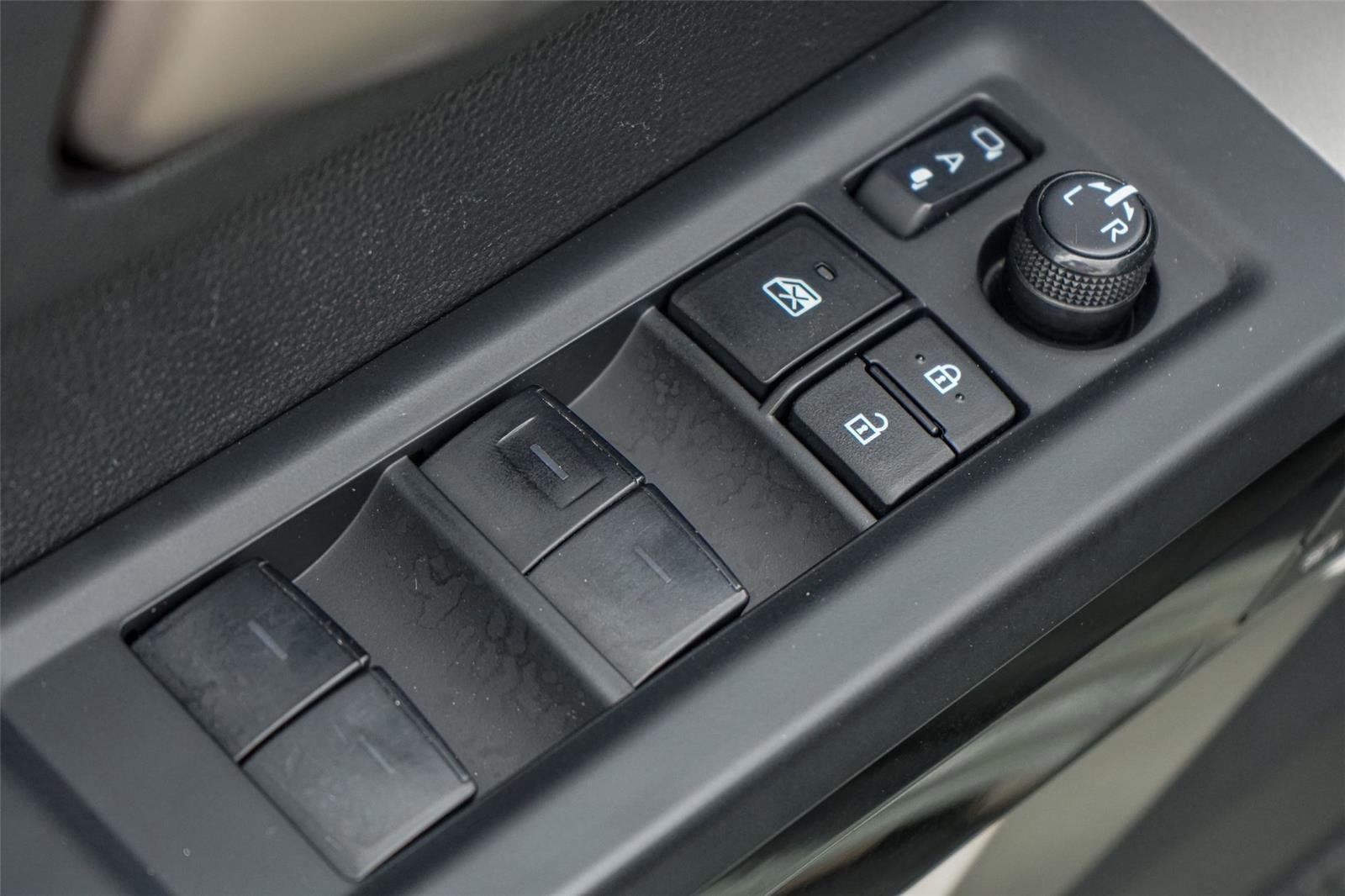 Used 2024 Toyota Tundra Limited image 21