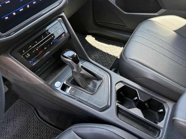 Used 2023 Volkswagen Tiguan SE FWD image 23