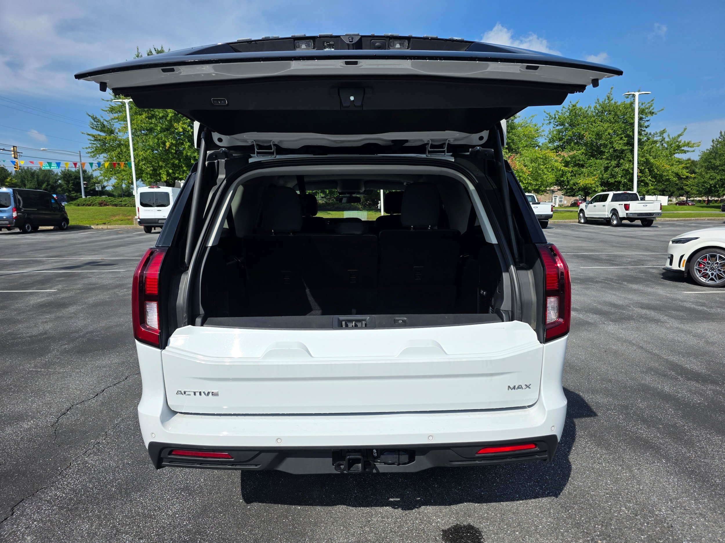 Certified 2025 Ford Expedition Max Active AWD/4WD image 9