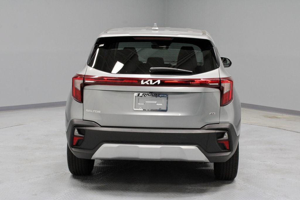 Used 2024 Kia Seltos LX AWD/4WD image 10