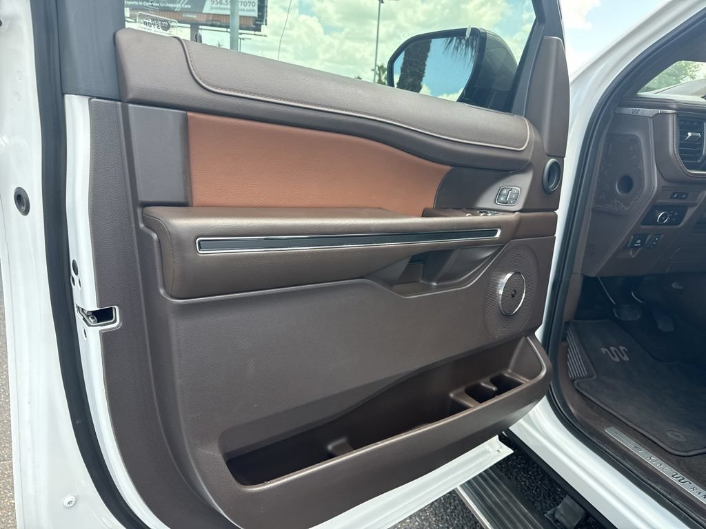 Certified 2023 Ford Expedition King Ranch RWD image 16