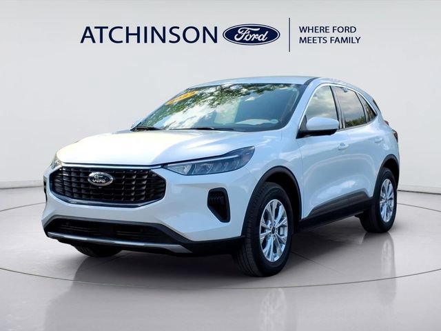 Certified 2023 Ford Escape Active w/ Tech Pack #2 AWD/4WD image 1