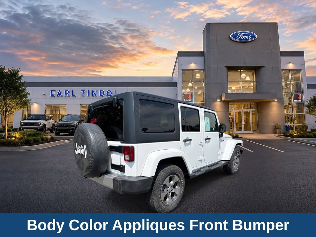 Used 2018 Jeep Wrangler Unlimited Sahara w/ Connectivity Group AWD/4WD image 7