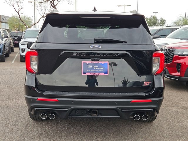 Certified 2022 Ford Explorer ST image 4