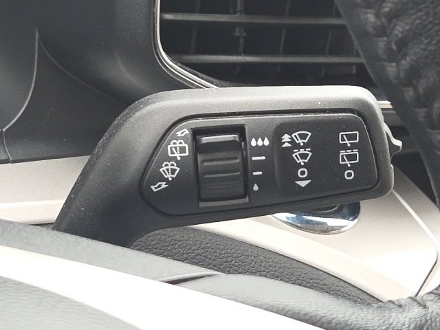 Certified 2023 Ford Explorer XLT w/ Equipment Group 202A AWD/4WD image 44