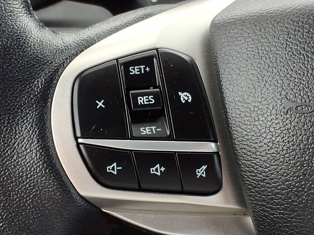 Certified 2023 Ford Explorer XLT w/ Equipment Group 202A AWD/4WD image 25