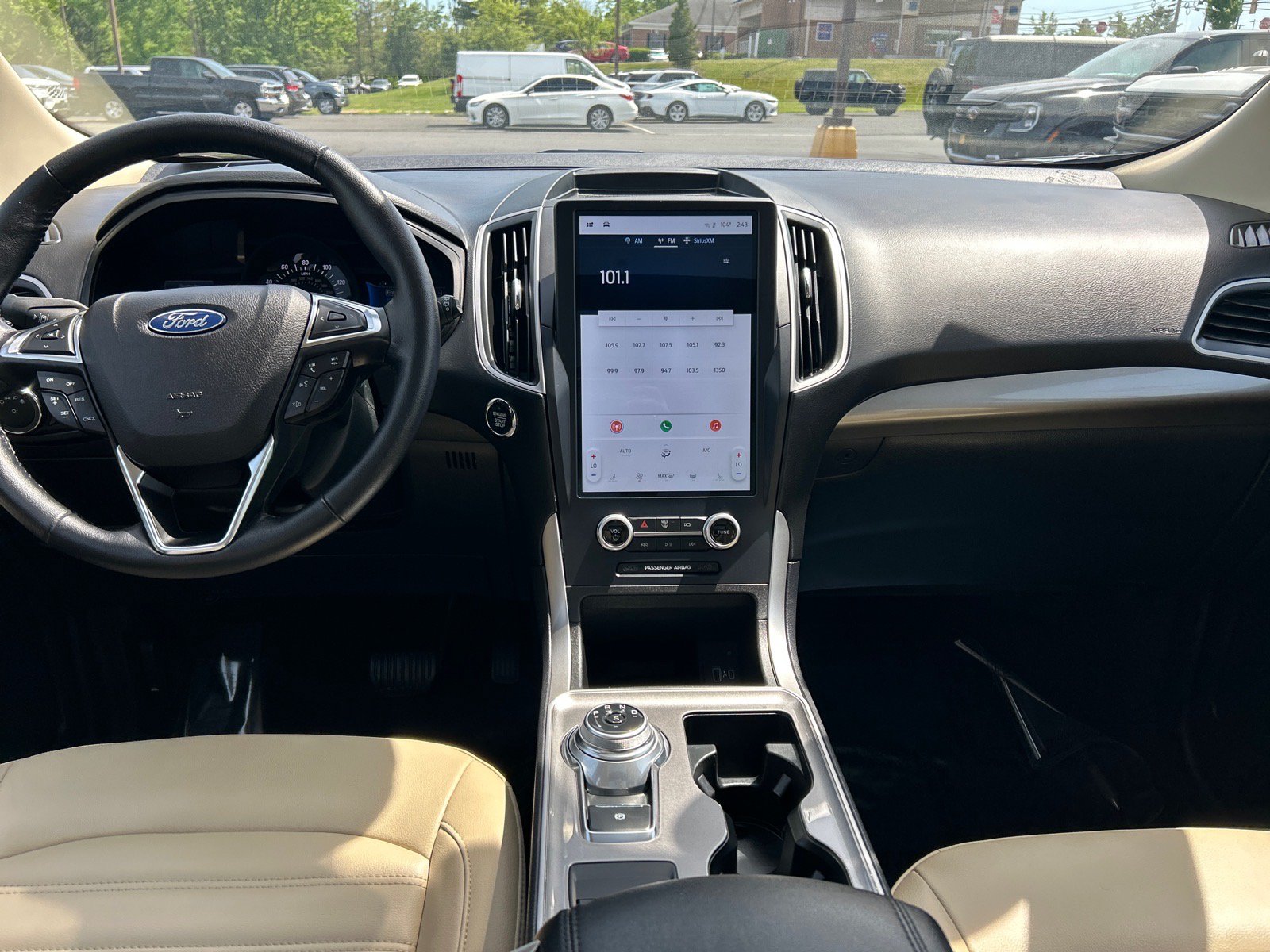 Certified 2023 Ford Edge SEL w/ Convenience Package AWD/4WD image 3