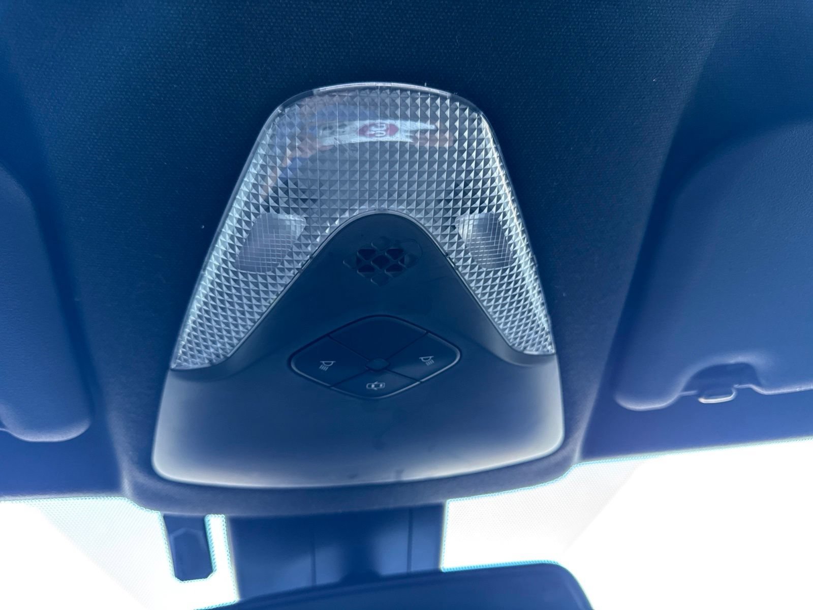 Used 2018 Toyota C-HR XLE FWD image 31