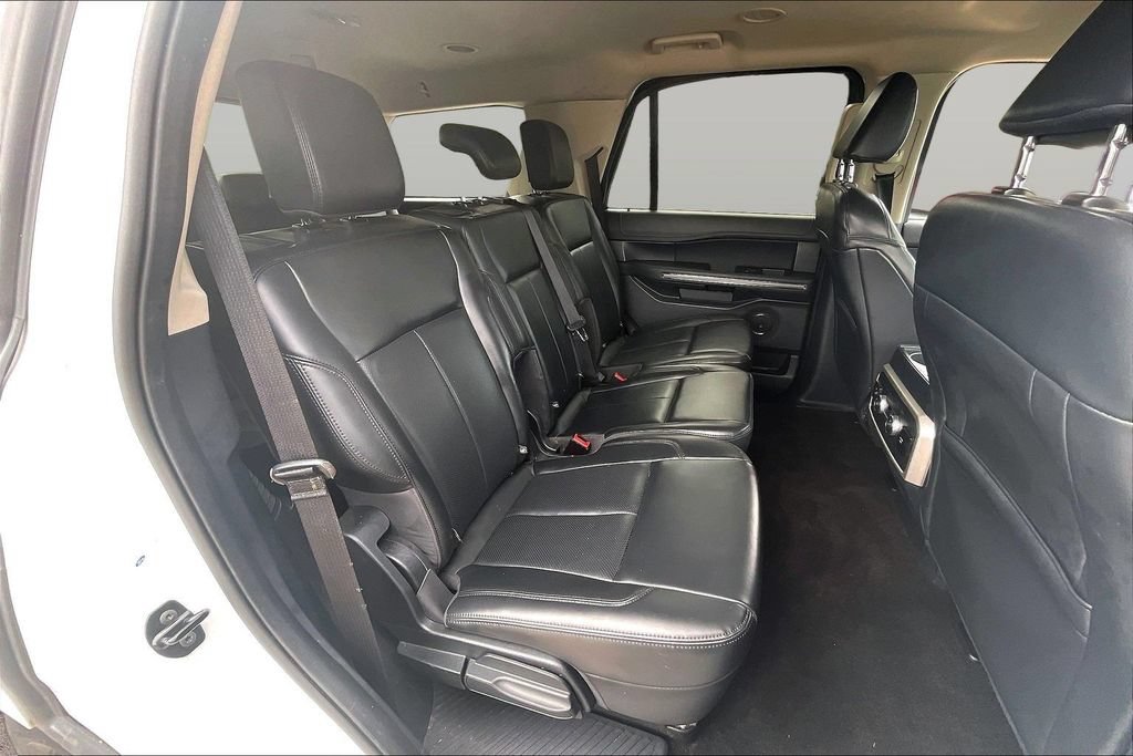 Certified 2022 Ford Expedition XLT RWD image 27