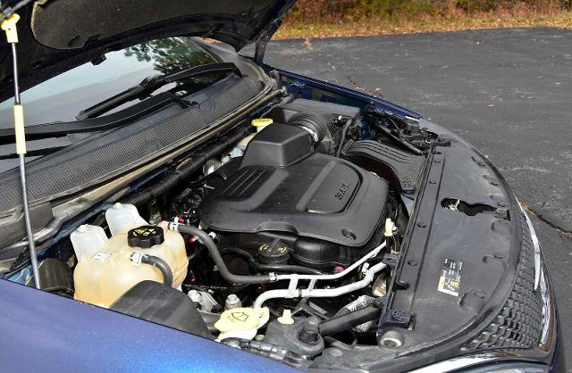 Used 2020 Chrysler Pacifica Touring-L image 12