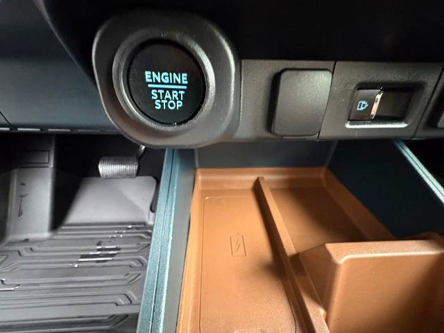 Certified 2024 Ford Maverick Lariat FWD image 12