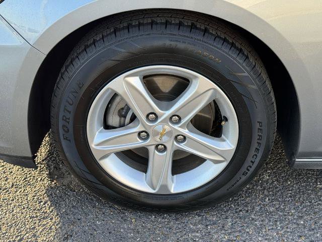 Used 2024 Chevrolet Malibu LT image 10