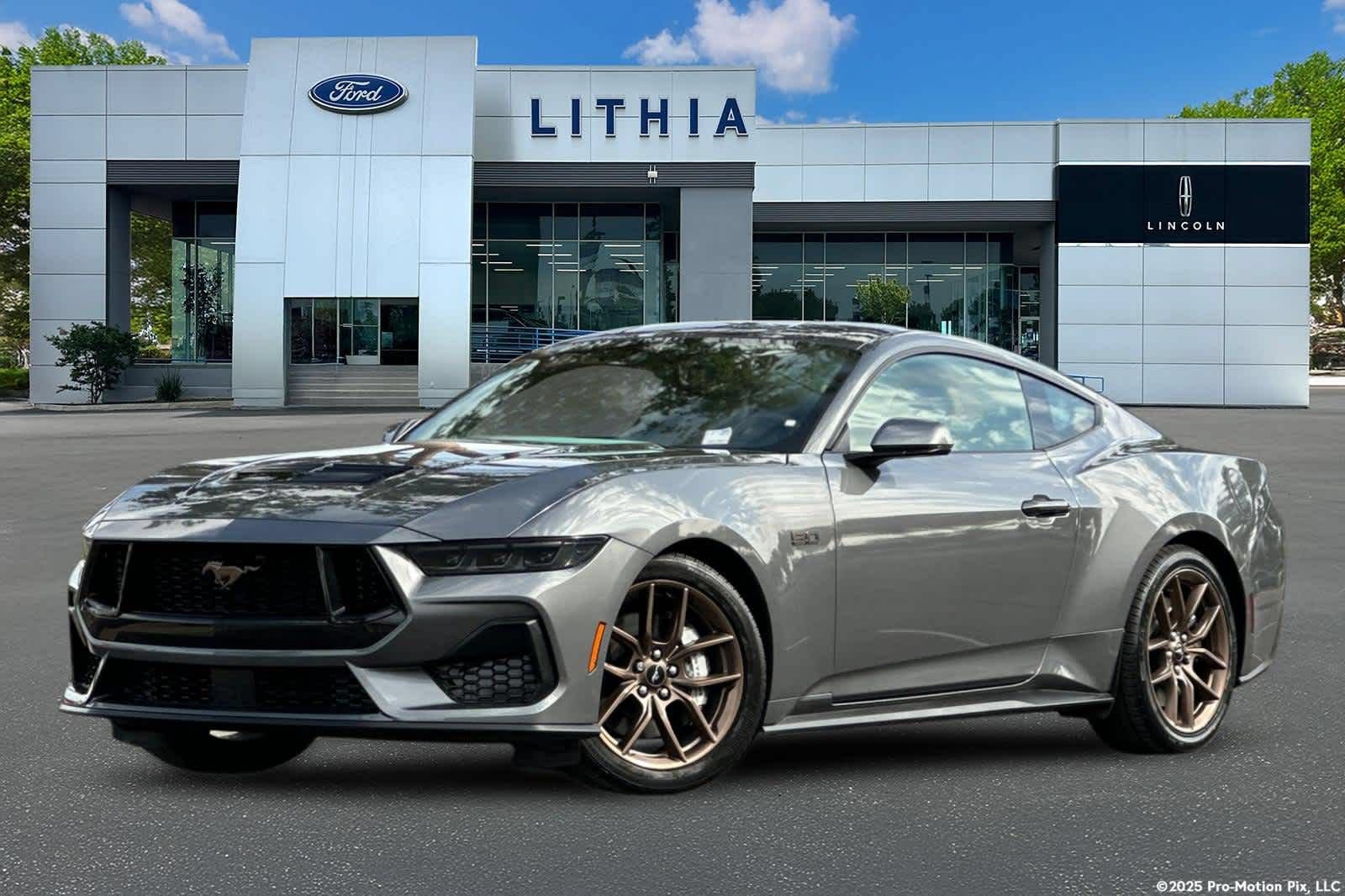Certified 2025 Ford Mustang GT Premium RWD image 1