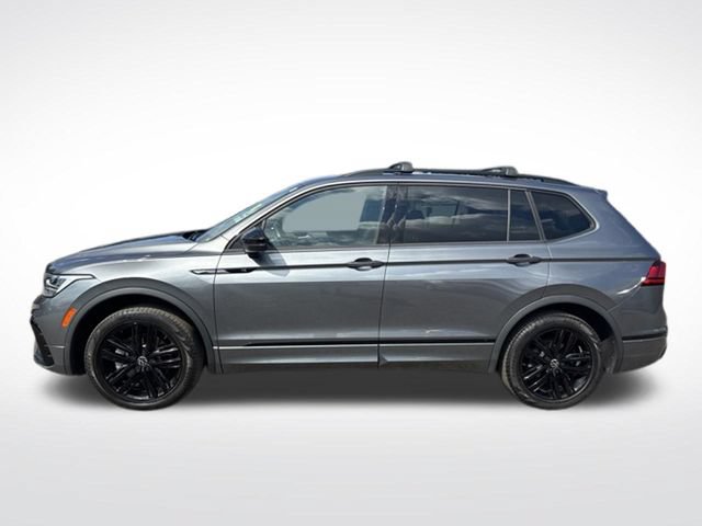 Used 2022 Volkswagen Tiguan SE R-Line AWD/4WD image 5
