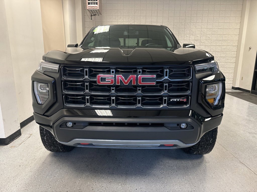 Used 2023 GMC Canyon AT4 w/ AT4 Premium Package image 17