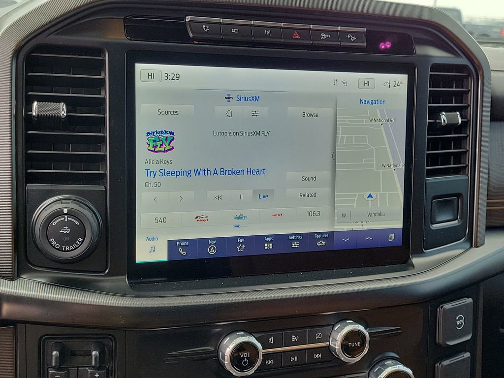 Certified 2023 Ford F150 Platinum w/ Equipment Group 701A High image 27