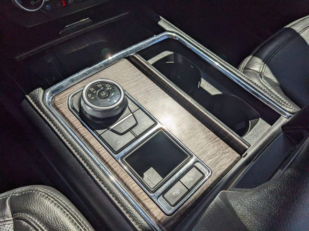 Certified 2021 Ford Expedition Limited image 30