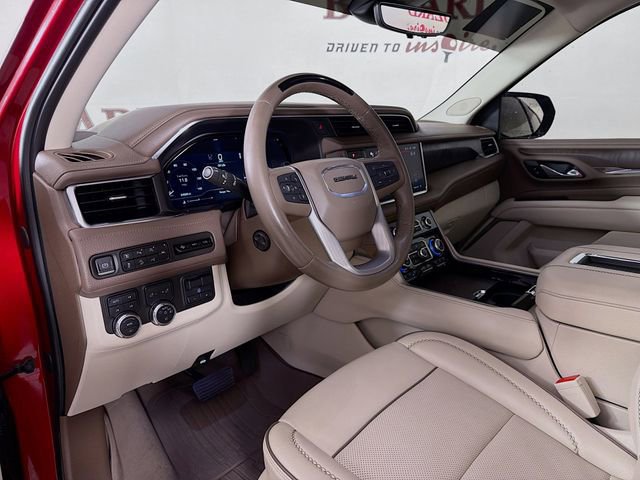 Used 2023 GMC Yukon Denali w/ Advanced Technology Package AWD/4WD image 11
