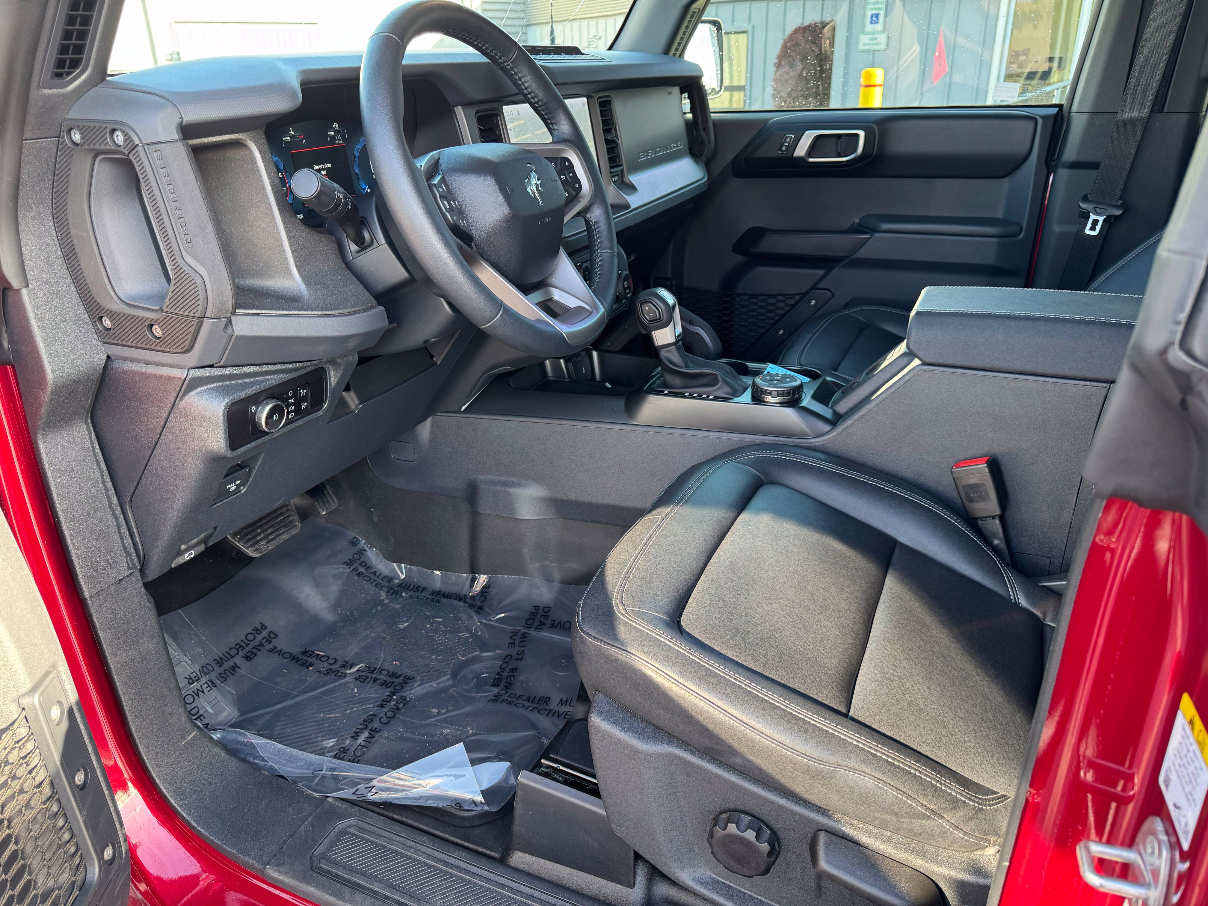 Certified 2026 Ford Bronco Badlands AWD/4WD image 18