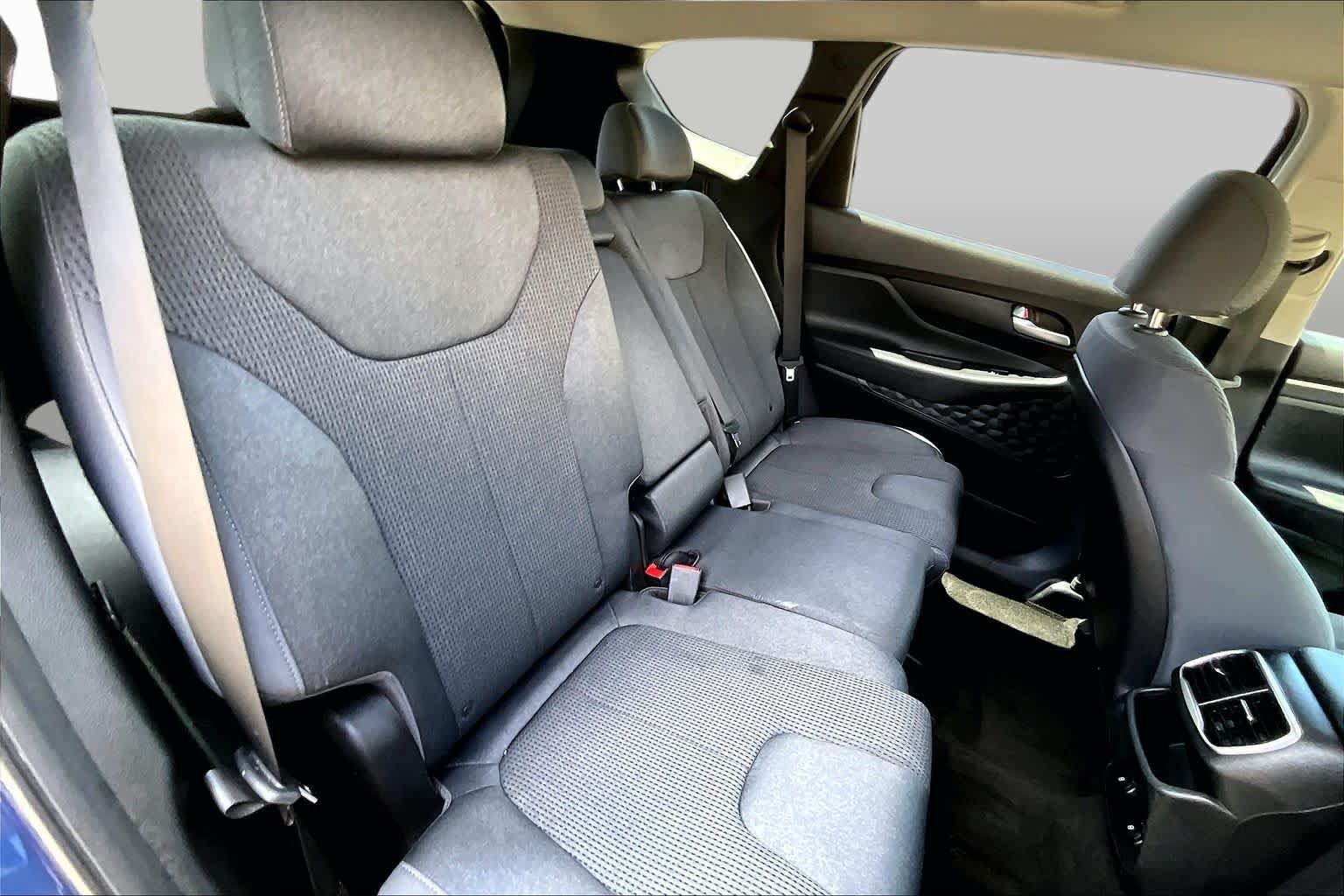 Used 2019 Hyundai Santa Fe SE FWD image 20
