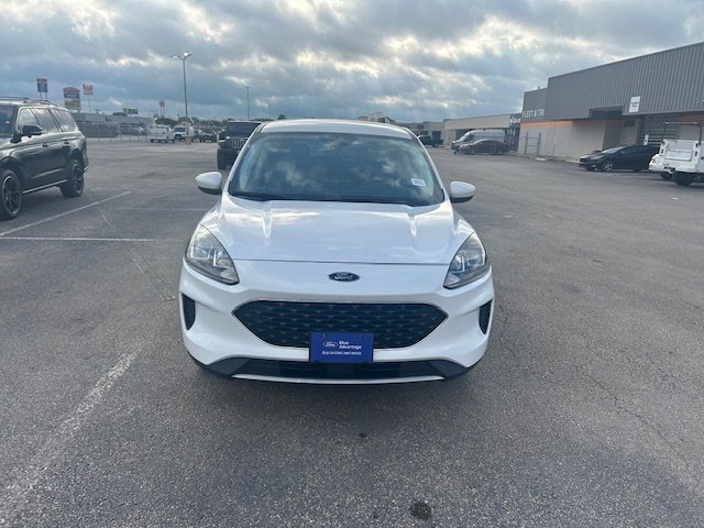 Certified 2021 Ford Escape SE FWD image 3
