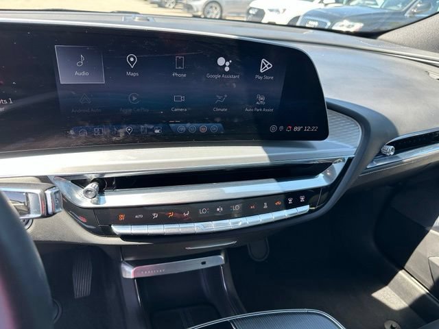 Used 2024 Cadillac Lyriq Luxury AWD/4WD image 25