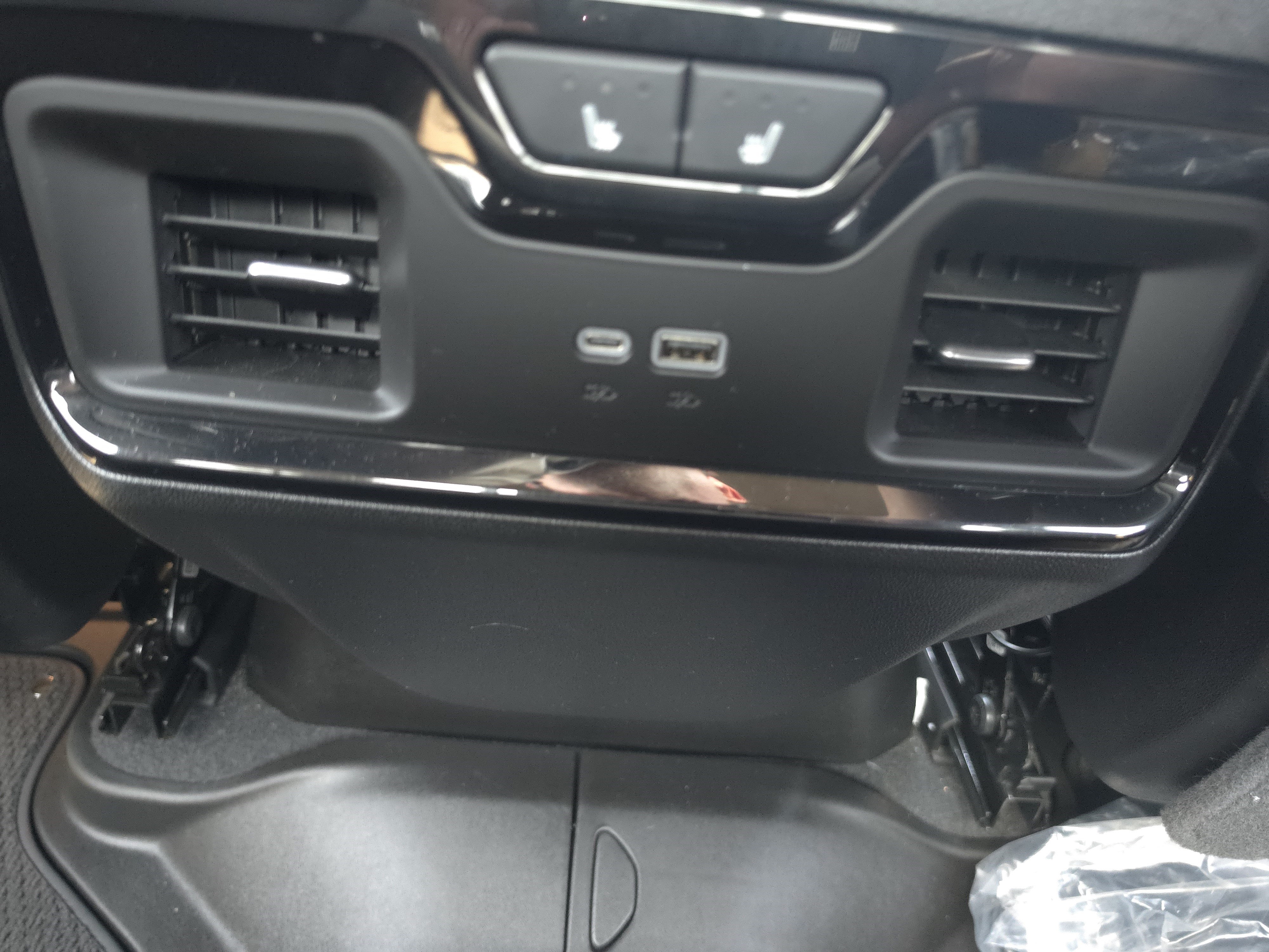 Used 2025 GMC Sierra 2500 AT4X AWD/4WD image 25