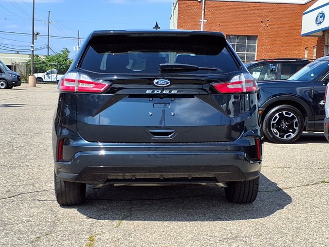 Certified 2024 Ford Edge ST-Line AWD/4WD image 22