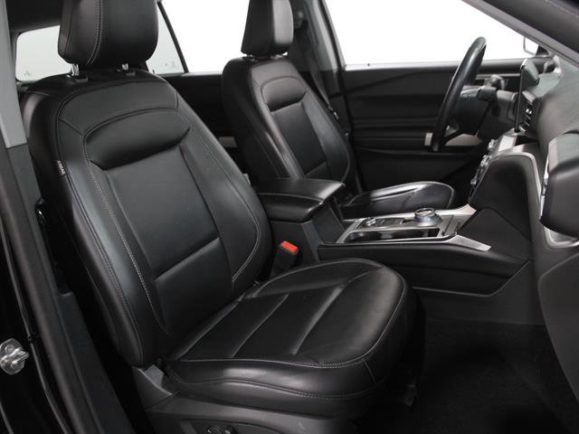 Certified 2021 Ford Explorer XLT w/ Equipment Group 202A image 18