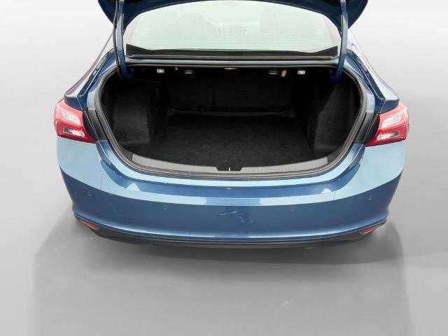 Used 2024 Chevrolet Malibu LT FWD image 5