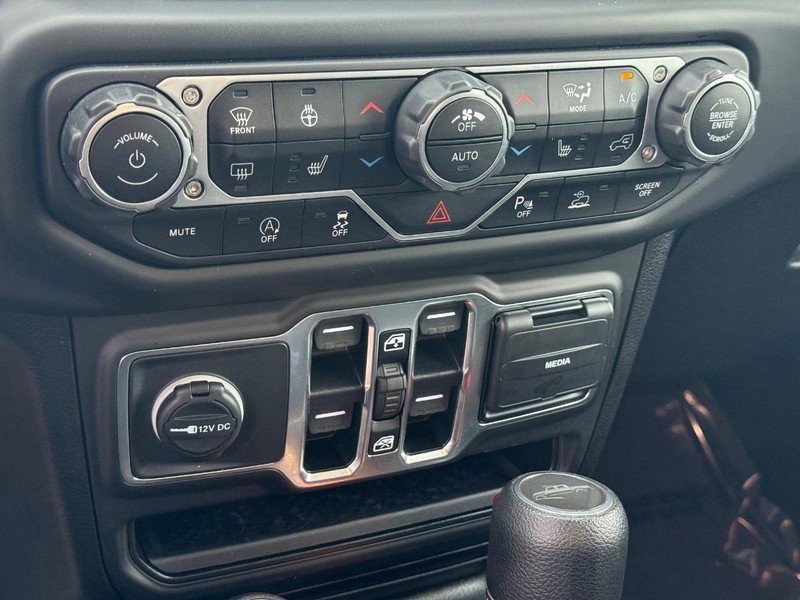 Used 2021 Jeep Gladiator Sport image 23