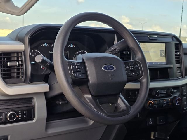 Certified 2025 Ford F350 XLT w/ FX4 Off-Road Package image 25