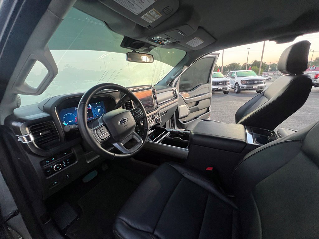 Certified 2023 Ford F250 Lariat w/ Sport Appearance Package AWD/4WD image 16