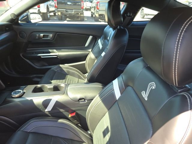 Certified 2021 Ford Mustang Shelby GT500 w/ Technology Package image 12
