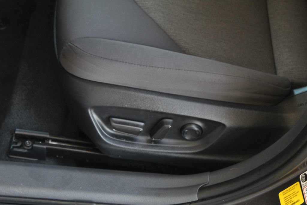 Used 2023 Toyota Camry LE FWD image 28