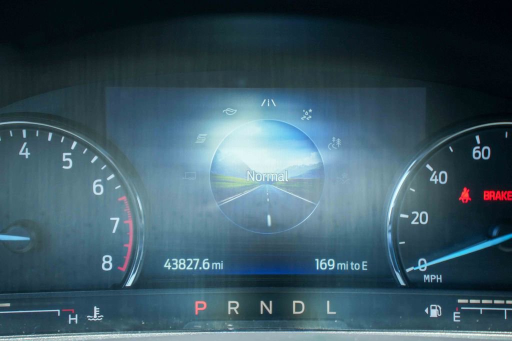 Certified 2023 Ford Explorer XLT AWD/4WD image 44