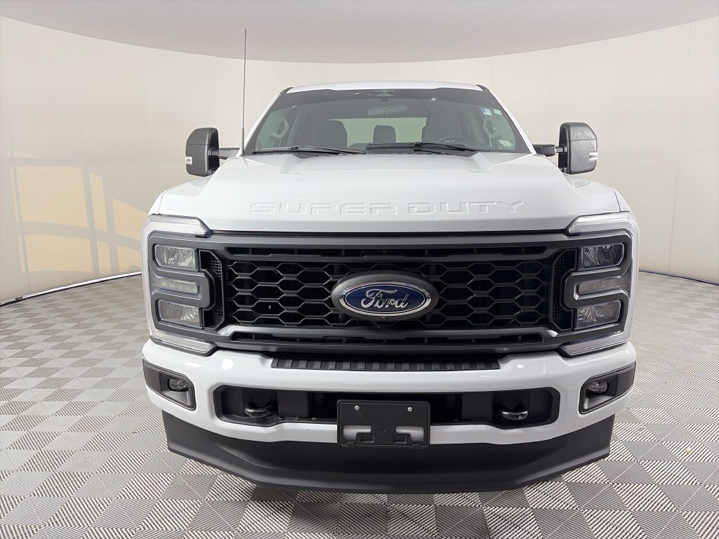 Certified 2023 Ford F250 XL w/ STX Appearance Package AWD/4WD image 2