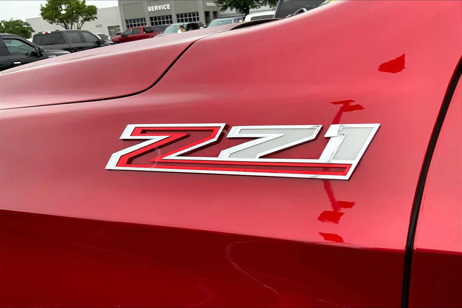 Used 2023 Chevrolet Tahoe Z71 w/ Luxury Package image 12