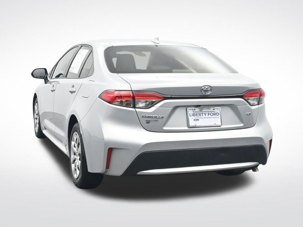 Used 2022 Toyota Corolla LE FWD image 9