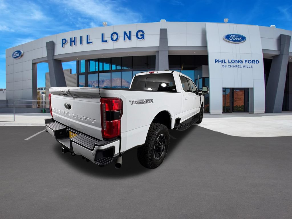Certified 2025 Ford F250 XLT w/ Black Appearance Package AWD/4WD image 5