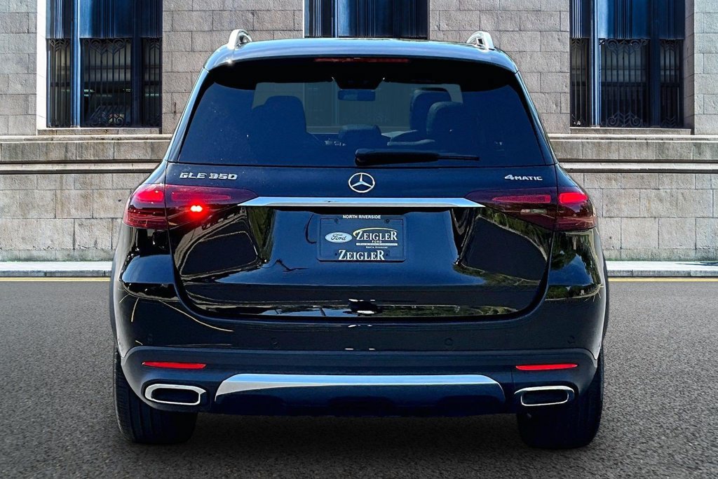 Used 2026 Mercedes-Benz GLE 350 4MATIC w/ Driver Assistance Package image 4