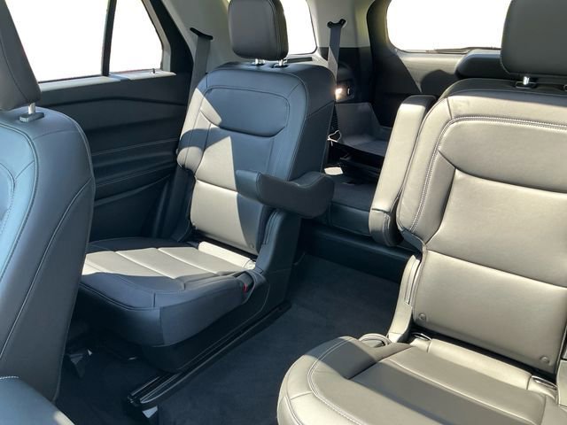 Certified 2023 Ford Explorer XLT w/ Equipment Group 202A image 16