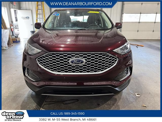 Certified 2024 Ford Edge SEL w/ Convenience Package AWD/4WD image 2
